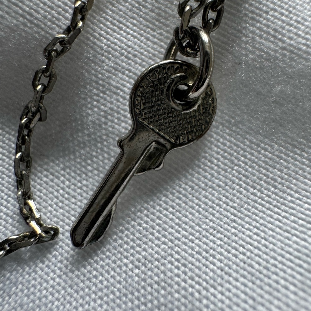 Key Necklace Set - Picture 12 of 16